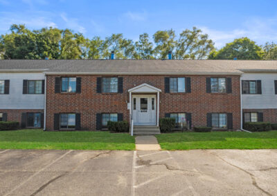 Newburgh Square Apartments Best Apartments for Rent in Westland, MI